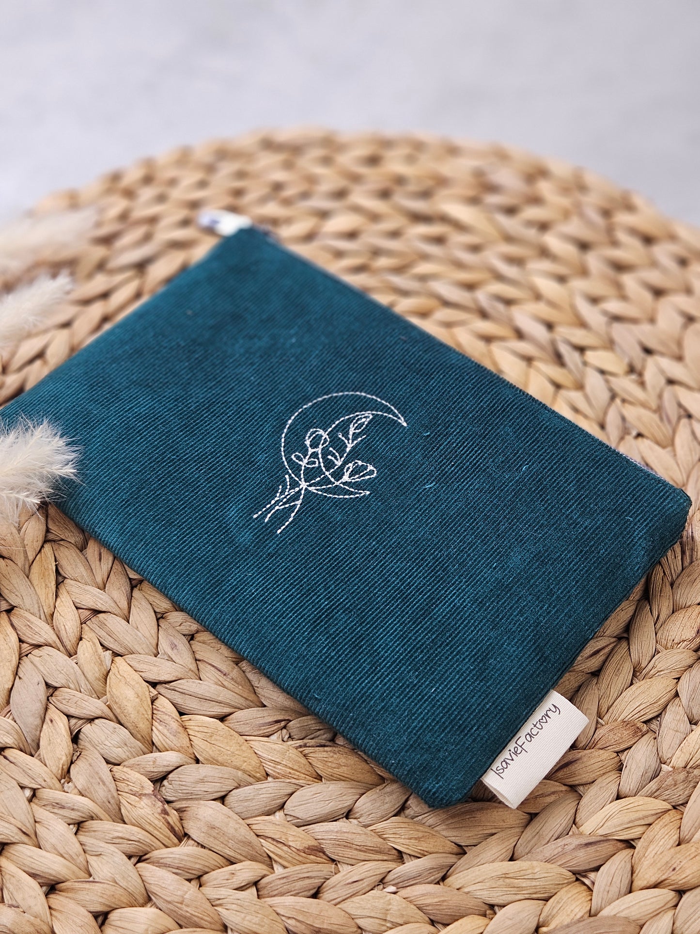 Kosmetiktasche Feincord mit Mondstickerei