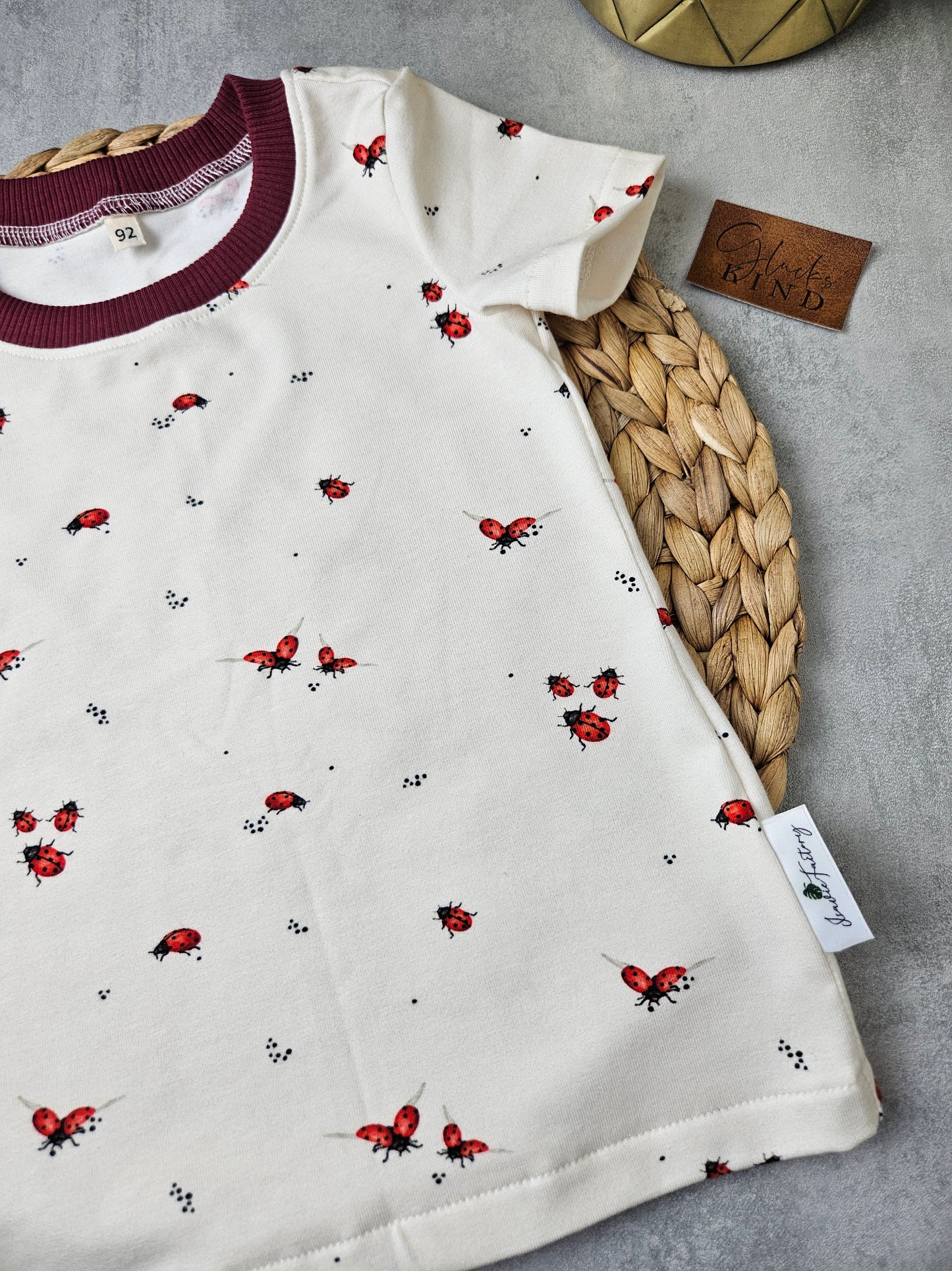 Kindershirt mit Marienkäfern