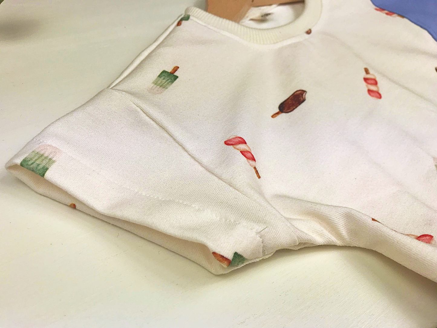 Kindershirt mit Eisaufdruck