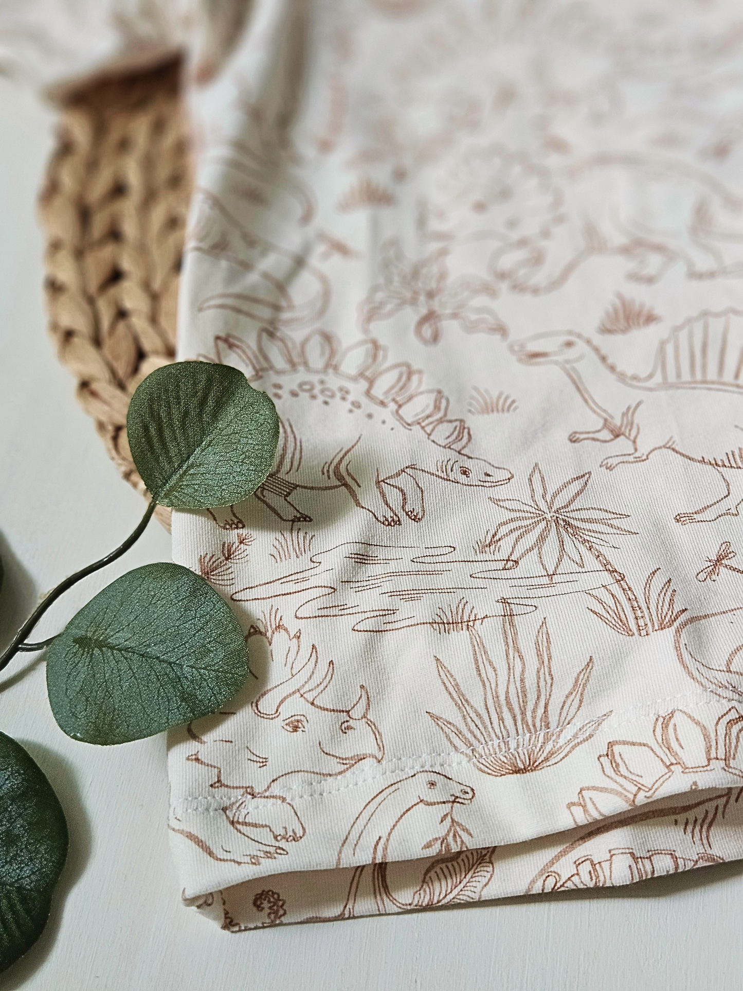 Kindershirt mit Dinosauriermotiv