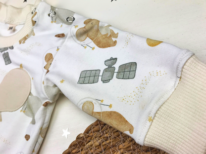 Kinderpullover Maus im Weltall