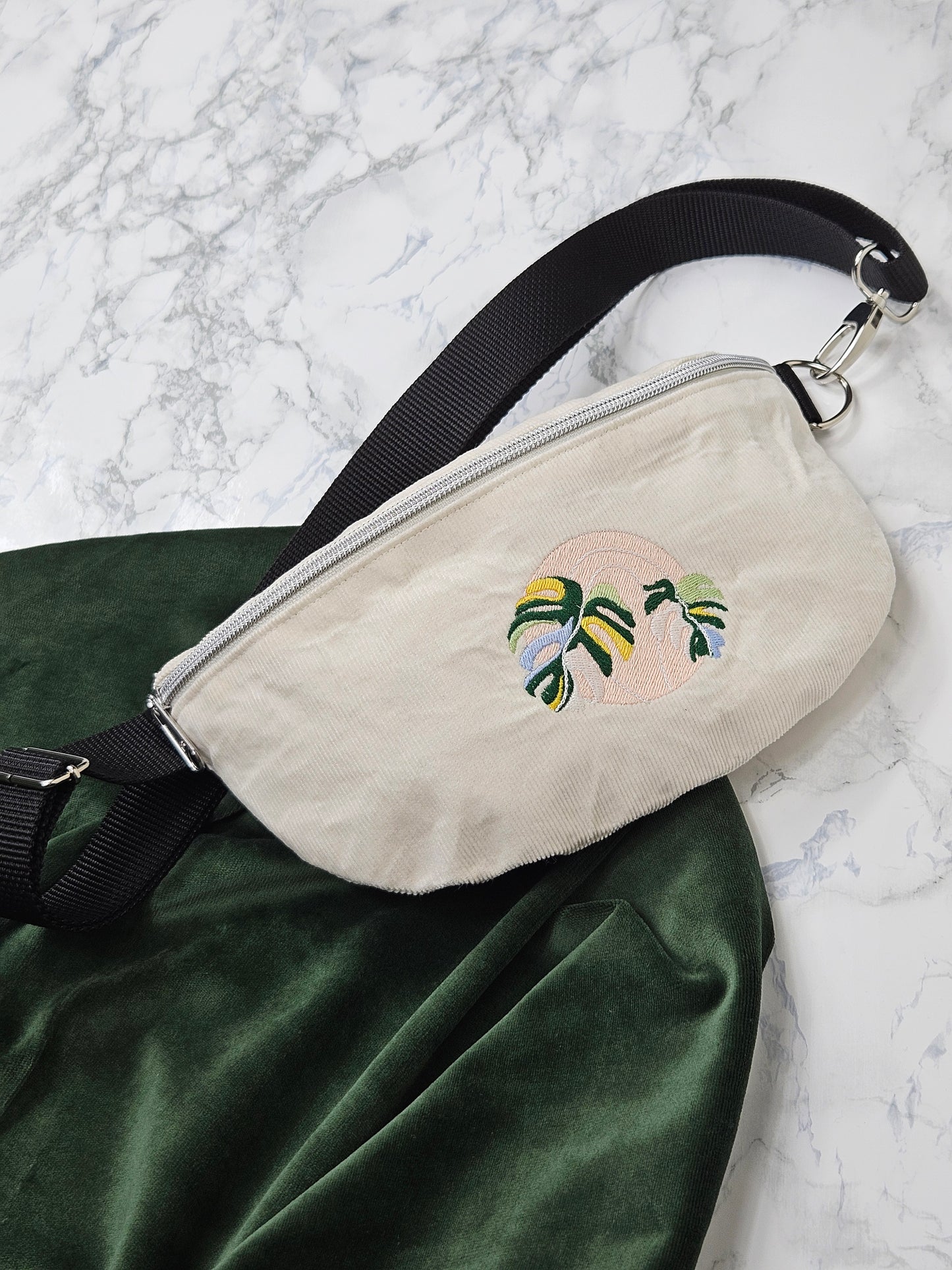 Bauchtasche_Monstera