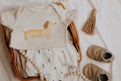 Hier ist ein Beispielbild zu sehen, von einem Babyshirt mit dem aufgebügelten Bügelbild, das Bild ist einzeln oder als fertiges Produkt auf Nachfrage erhältlich