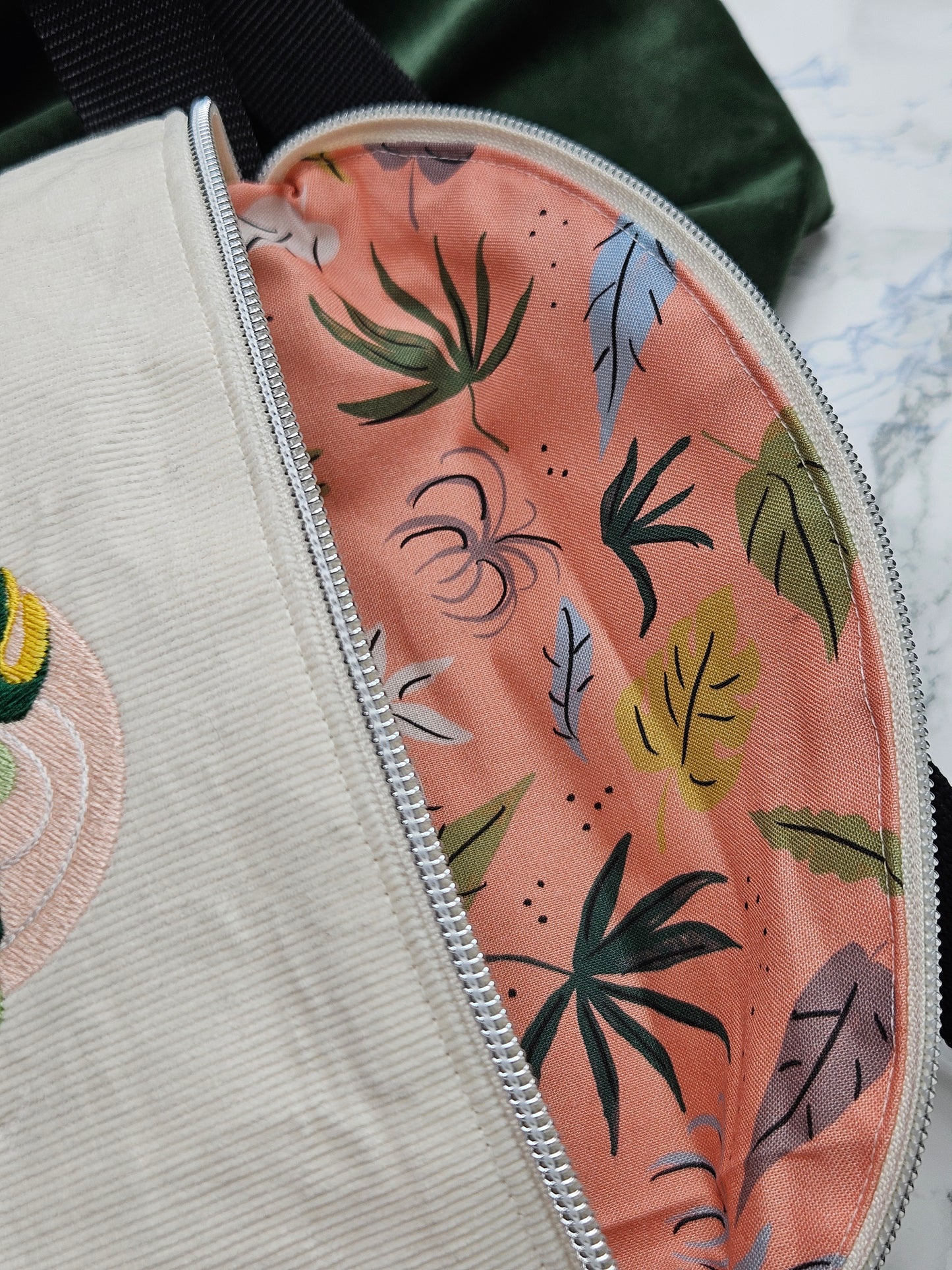 Futter_Pflanzenmotiv