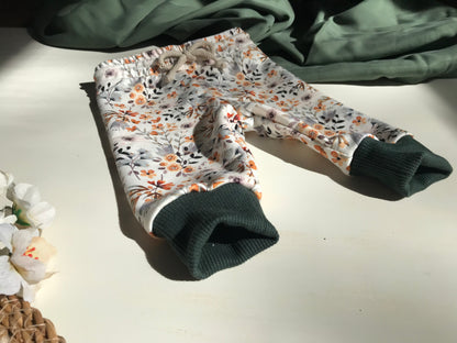 Baggyhose mit Blumenmotiv für Babys und Kleinkinder