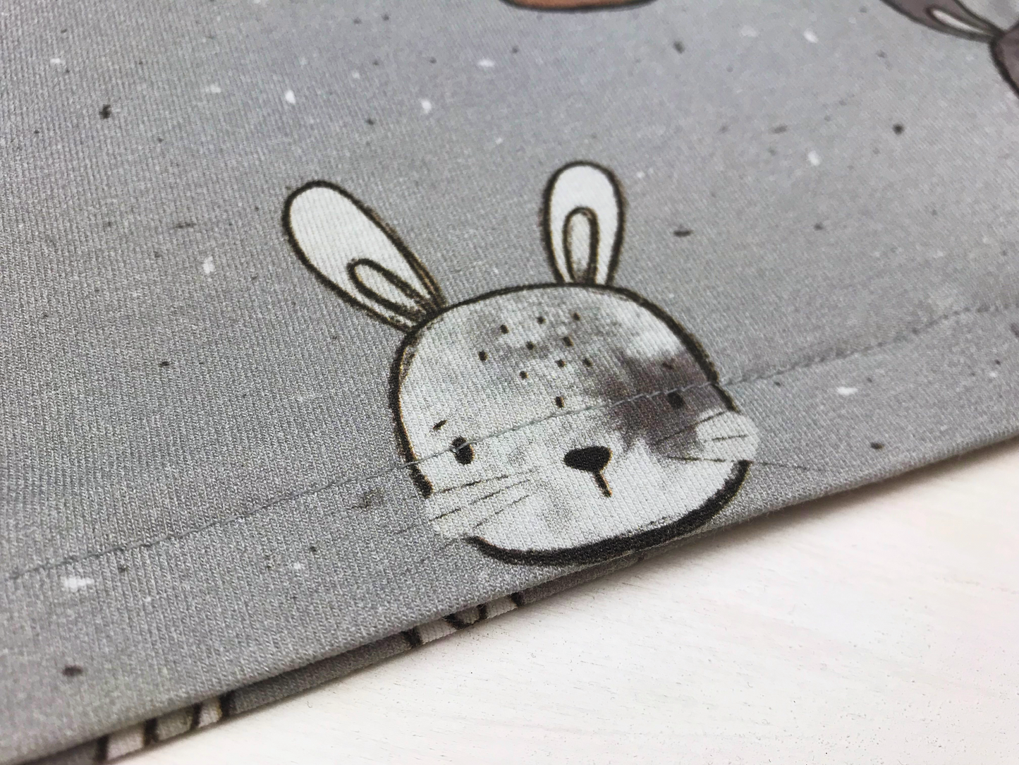 Langarmshirt Hasenmotiv