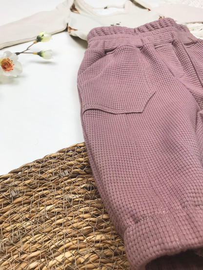 Gemütliche Baby- und Kleinkindhose