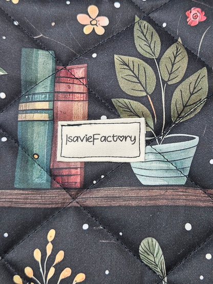 Buchhülle schwarz Bücher und Pflanzen